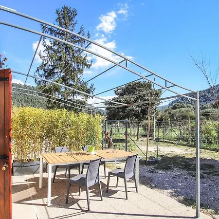 2 Bedroom Stunning In