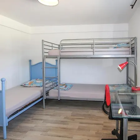 Apartman 2 Bedroom Stunning In Gémenos