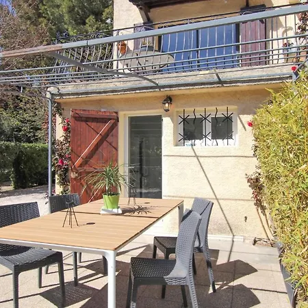 2 Bedroom Stunning In Apartman *